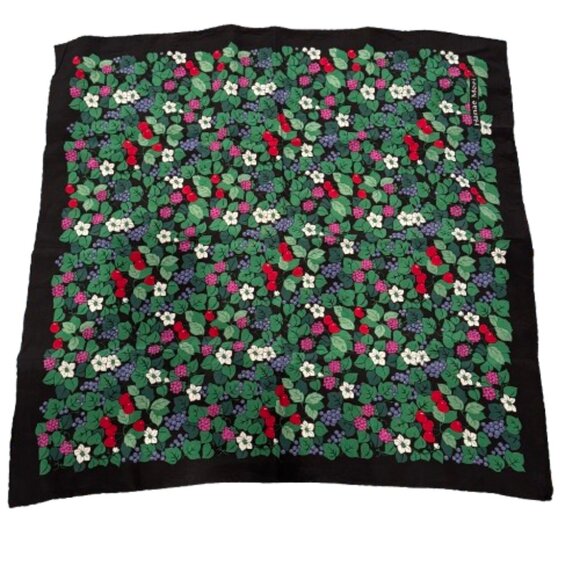 VTG Hanae Mori Silk Heart Cherries Grapes Fruity Floral White Flower Motif Scarf - Picture 4 of 9